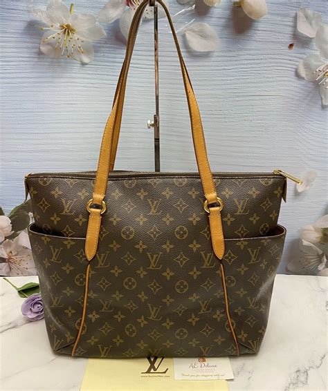 lv totally mm|louis vuitton onthego monogram.